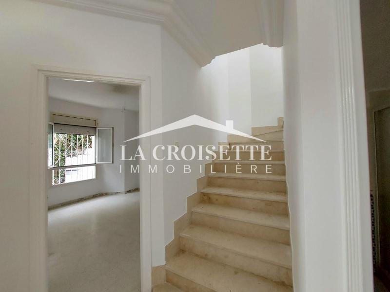 Duplex S+4 à La Marsa